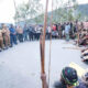 Ritual Belah Kayu Doli Satukan 2 Kubu Pilkada Puncak Jaya, Gubernur Papua Tengah Jadi Saksi Damai