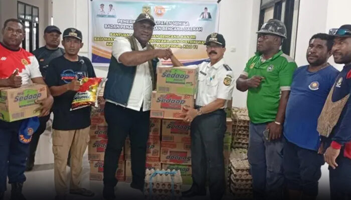 BPBD Mimika Salurkan Bantuan ke Korban Banjir di Distrik Wania dan Iwaka